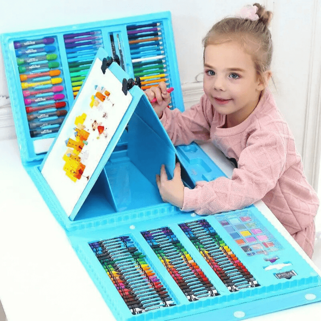 Jogo Infantil Artista Mirim Para Desenhar 5 Gabaritos Com Canetinha -  Brinquedo Para Crianças Didático